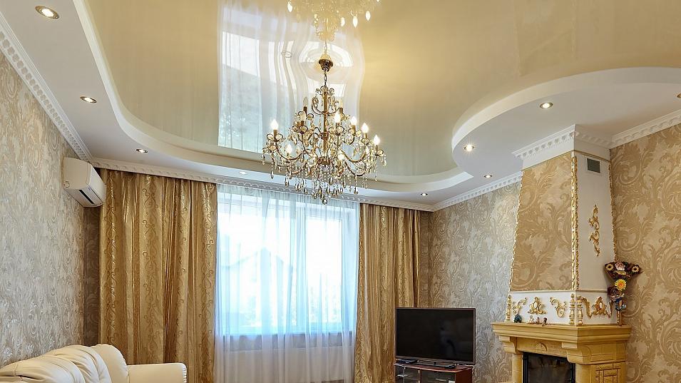 Загородный дом превращается в богемную резиденцию или дворец шейхов - глянец смотрится богато.